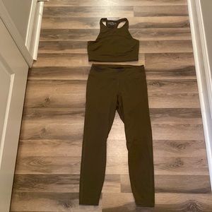 Outdoor Voices Techsweat Forest Green Set